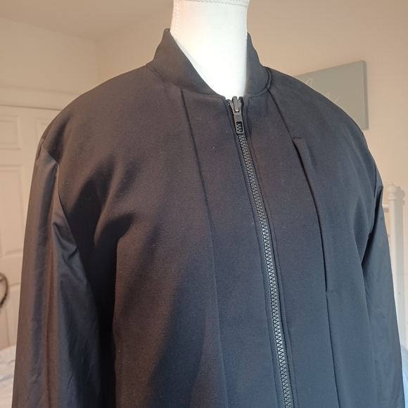 LULULEMON REVERSIBLE BOMBER JACKET - Picture 2 of 8